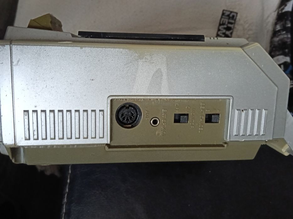 Radiocasetofon Sharp GF1740H