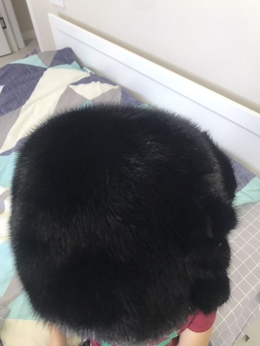 Норковая шапка и борцовки