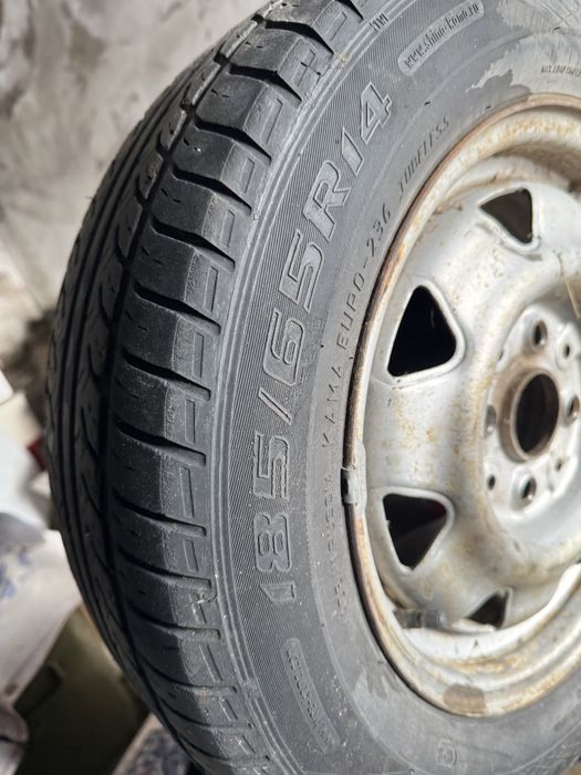 Диски с покрышкой лето ауди 80