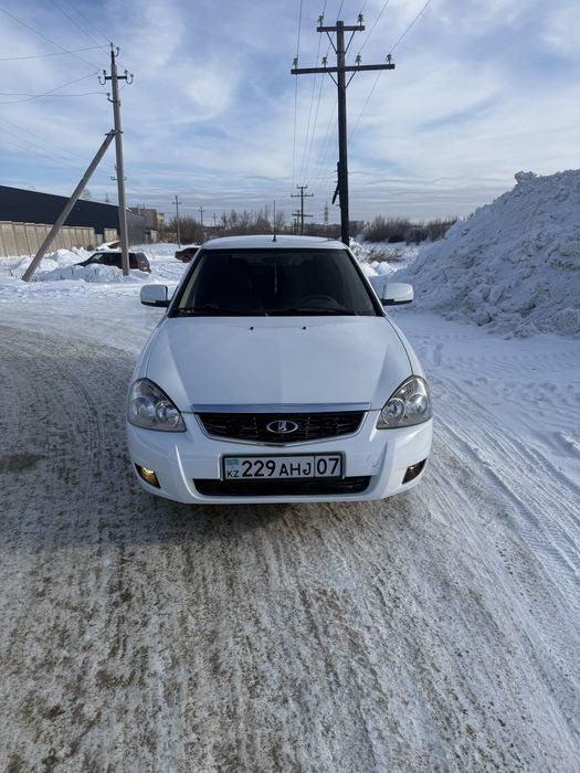 Продам машину приору в хорощем состаяние