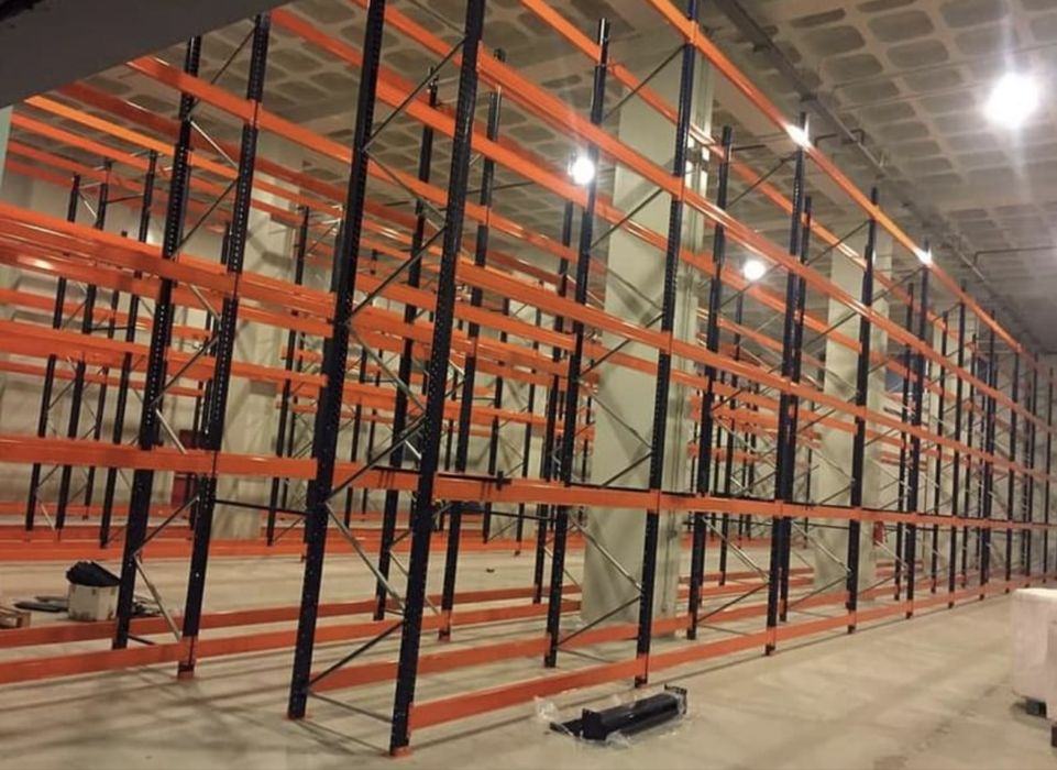 Rafturi metalice industriale