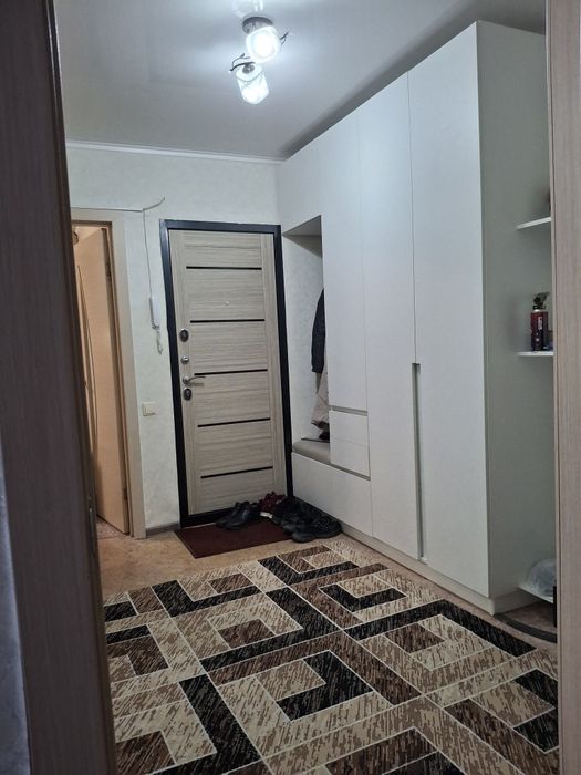 Продаётся 3 комн квартира район Аврора