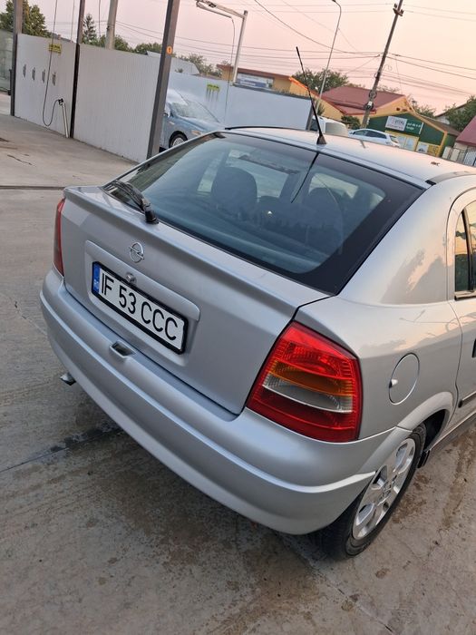 De vanzare opel astra g