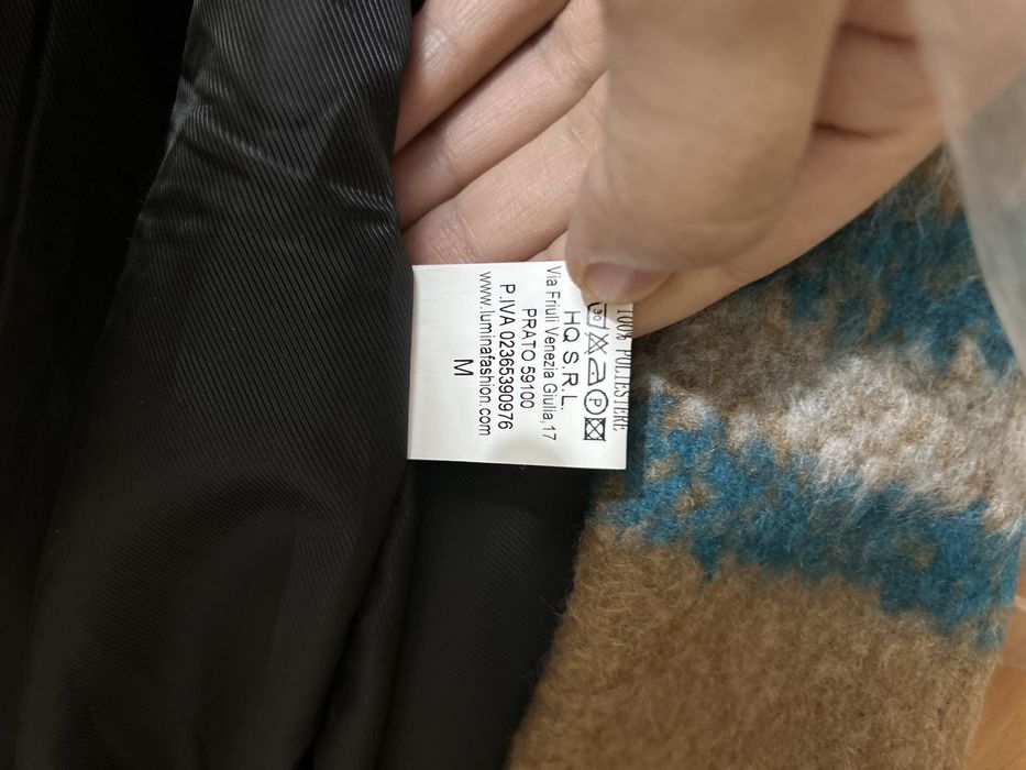 Пальто новое продаю