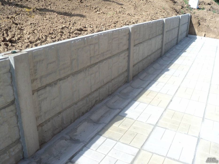 Подпорни стени площадки от бетон дренаж Груб строеж фундамент зидария