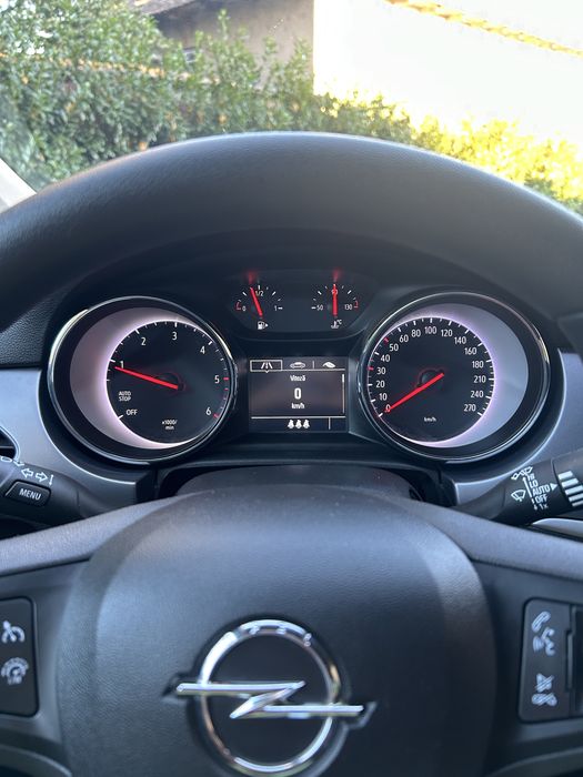Opel Astra Sports Tourer