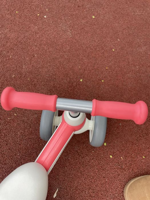 Mini bicicletă fără pedale pentru copii - stare foarte bună