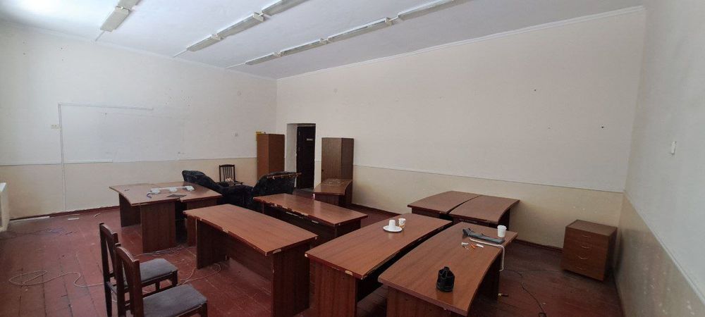 Parta va stol stullar turli mebellar