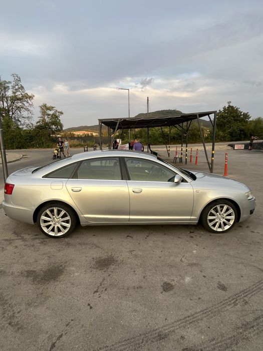 Audi A6 quattro