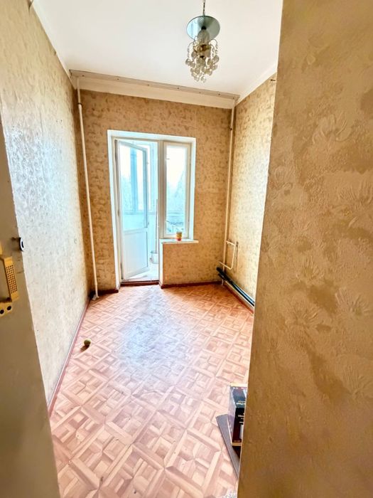 Своя Чиланзар 20-кв, 2/3/4 балкон 1.5х6 Средний ремонт