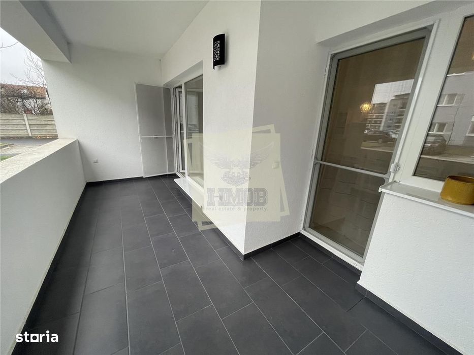 Apartament modern cu 3 camere terasa si 2 parcari in zona Centrala