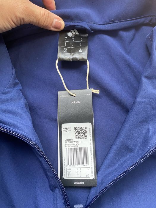 Adidas jacketa subsiri pentru barbat marime L