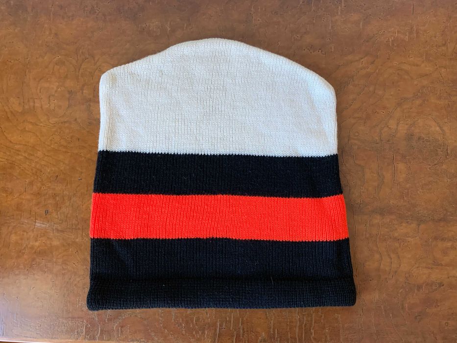 Tопли зимни и пролетно есенни плетени шапки - туристическа екипировка