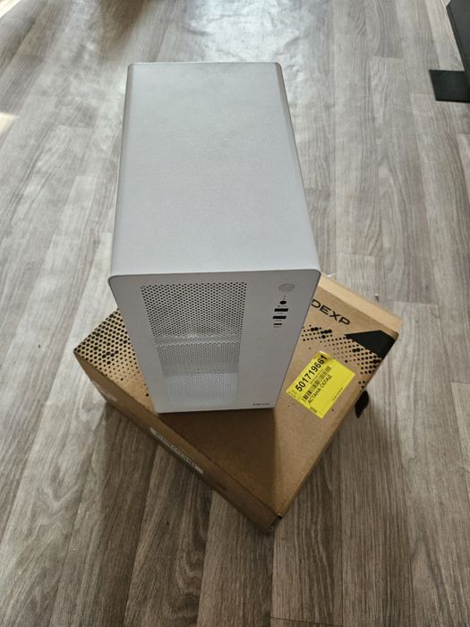 Корпус Dexp DCV-280W белый