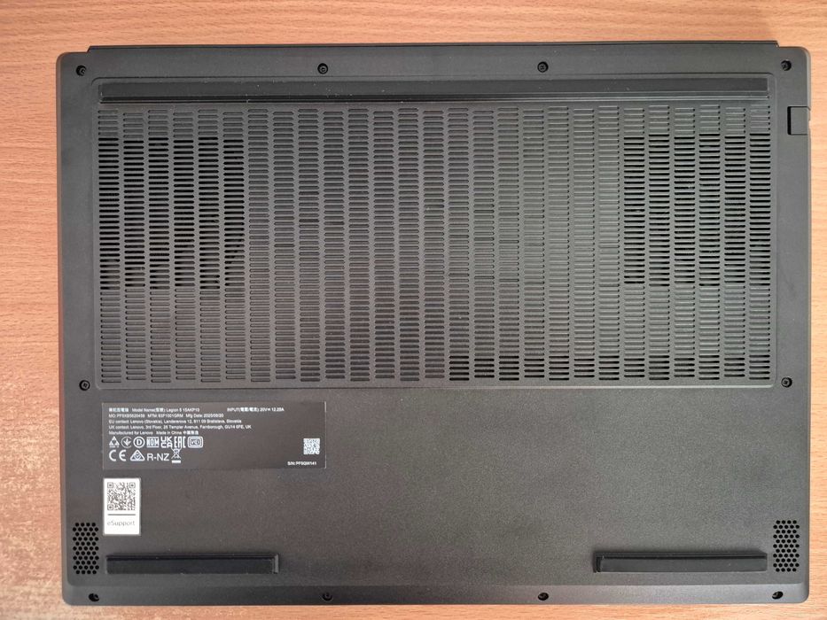 Lenovo Legion 5 15AKP10 / AMD Ryzen AI 7 350 / 15.1 WQXGA OLED 165Hz / 32GB DDR5 RAM / 1TB SSD / NVIDIA GeForce RTX 5070