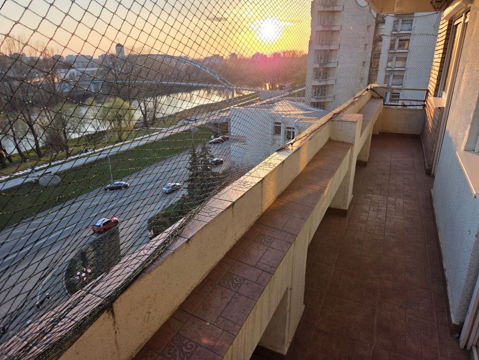 Ap. 2 camere ultracentral, 60mp