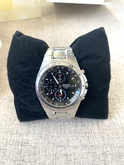 Продавам ръчен часовник Cейко Seiko