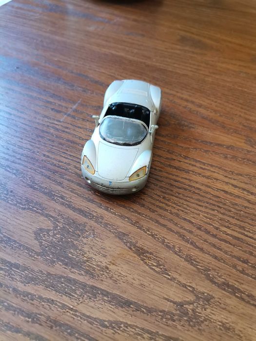 Метални колички Kinsmart Maisto колекционерски