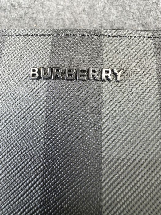 Луксозни мъжки портмонета Burberry,Louis Vuitton,Montblanc