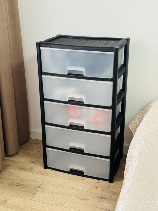Комод пластиковый 5 ящиков.
