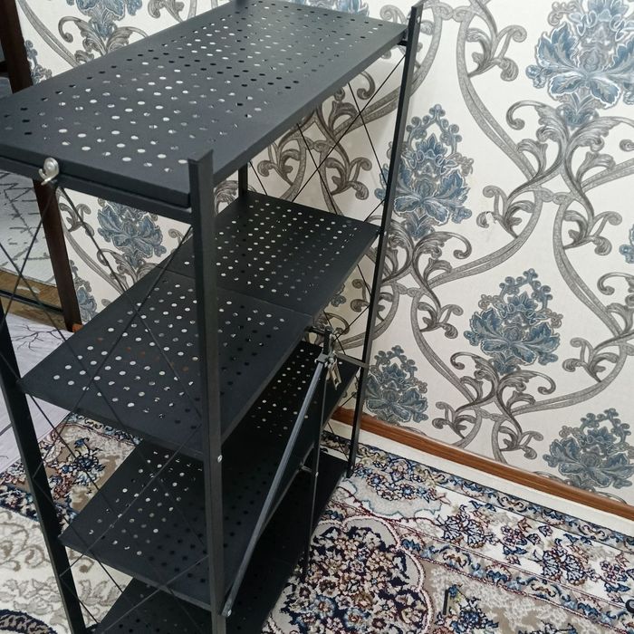 Polka yiladigan qora