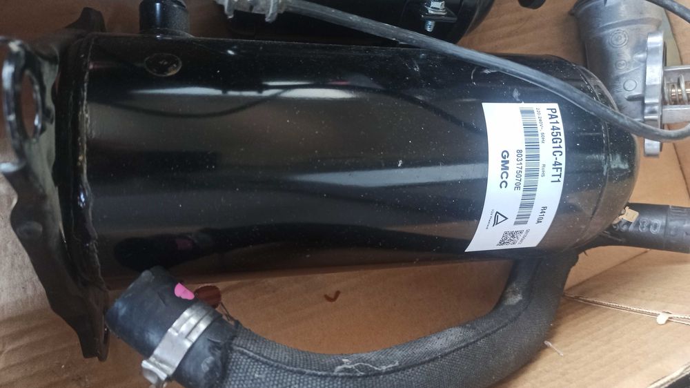 Компресор за климатик Toshiba GMCC PA145G1C-4FT1