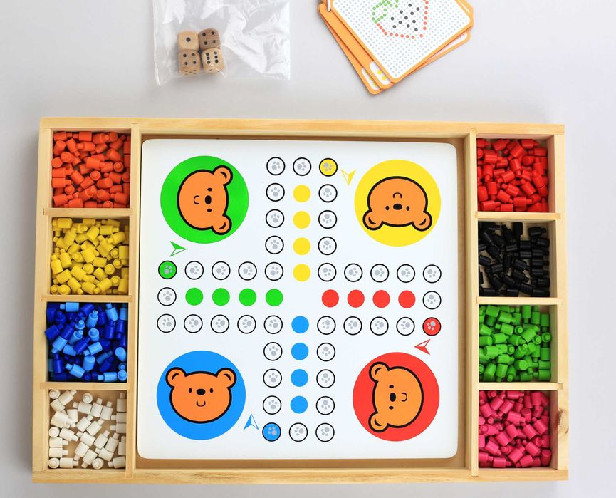 Чисто нова  "Дървена мозайка и Не се сърди човече" от Viga toys.