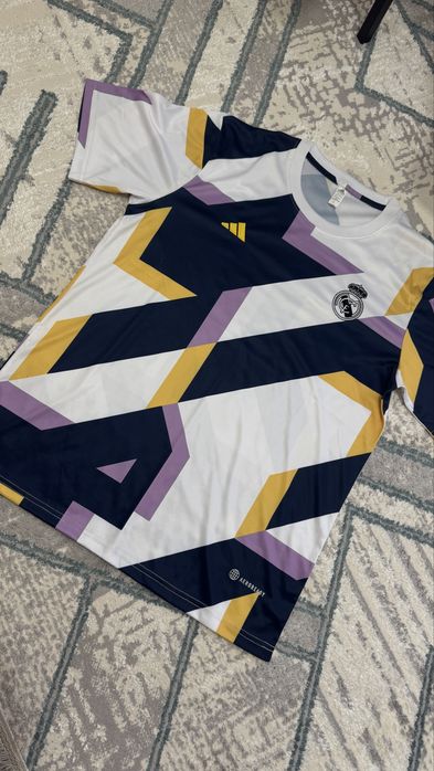 Футболка adidas L