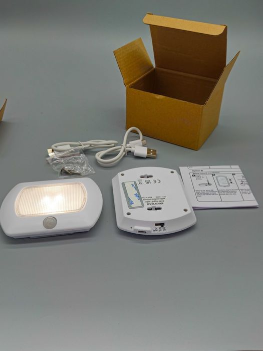 Комплект 2 броя LED нощни лампи с датчик за движение, USB зареждане
