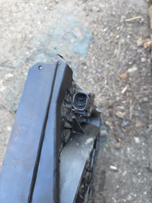 Перка за охлаждане на Mercedes W211 320 бензин 2007 година