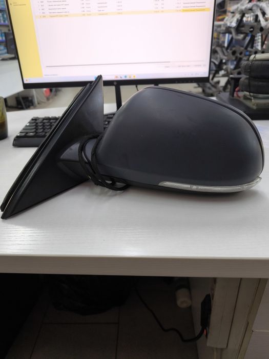 Зеркало Шкода левая сторона