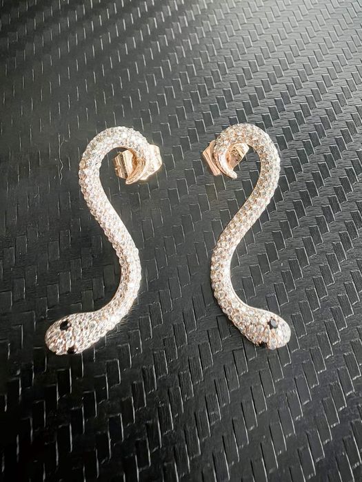 Обеци змия с камъчета