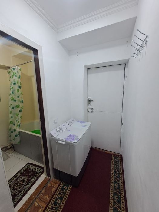 1 хоналиг бывший общежите без Маклер