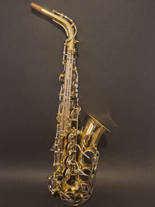 Saxofon Yamaha YAS-25 Satu Mare • OLX.ro