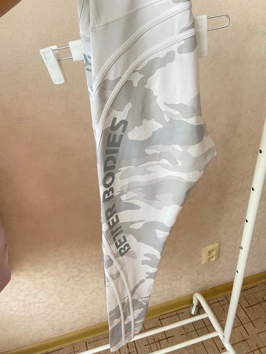 Продам Женскую одежду