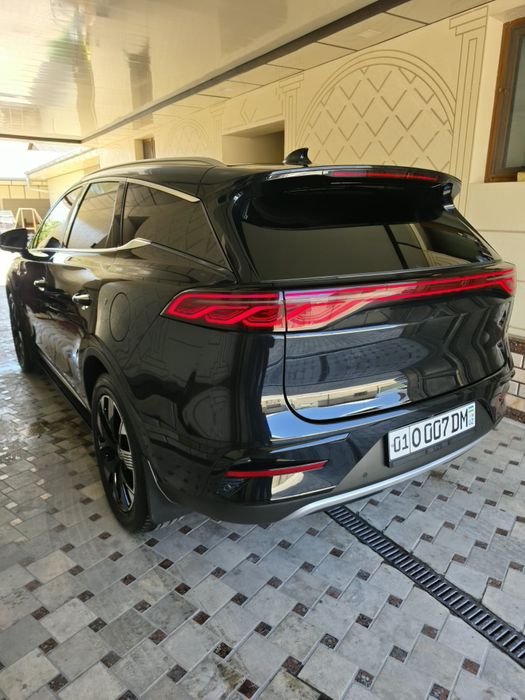BYD TANG Ev 730км Рестайлинг 7 месталик Капитанский сиденя энг фули