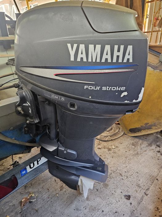 Yamaha 40hp   четиритактова извън бордов двигател