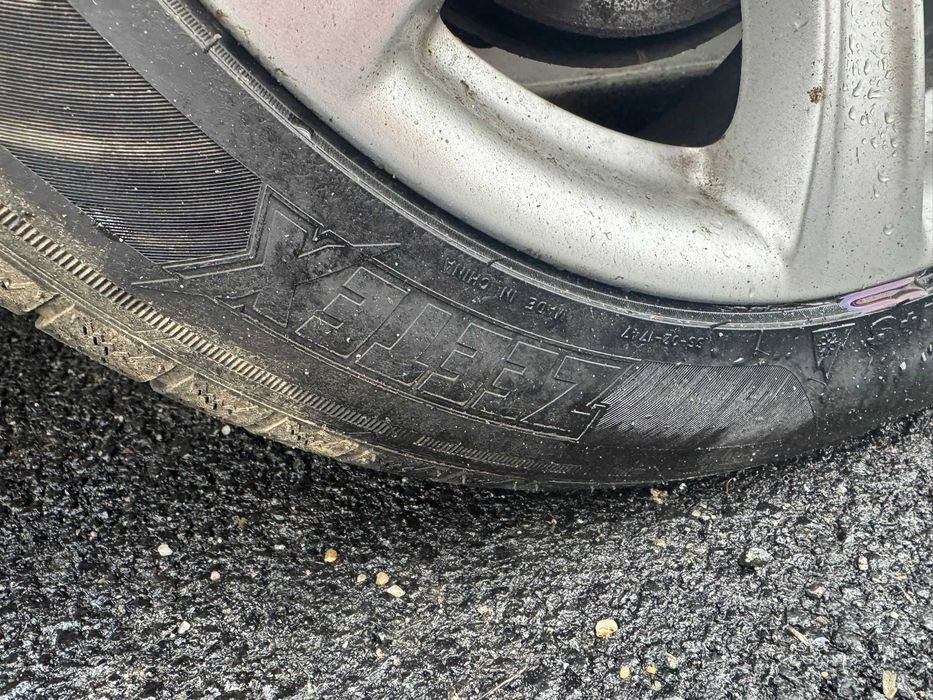 Vând Roți BMW Stile 394