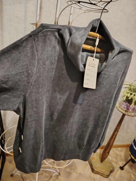 Костюмы новые 54-56-58