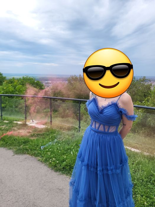 Официална ефектна рокля