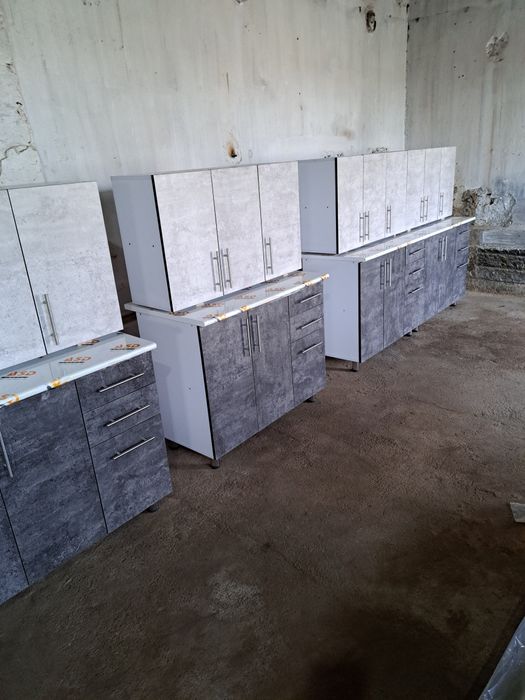 Мебель Кухонный гарнитур, отдельно кухонный стол