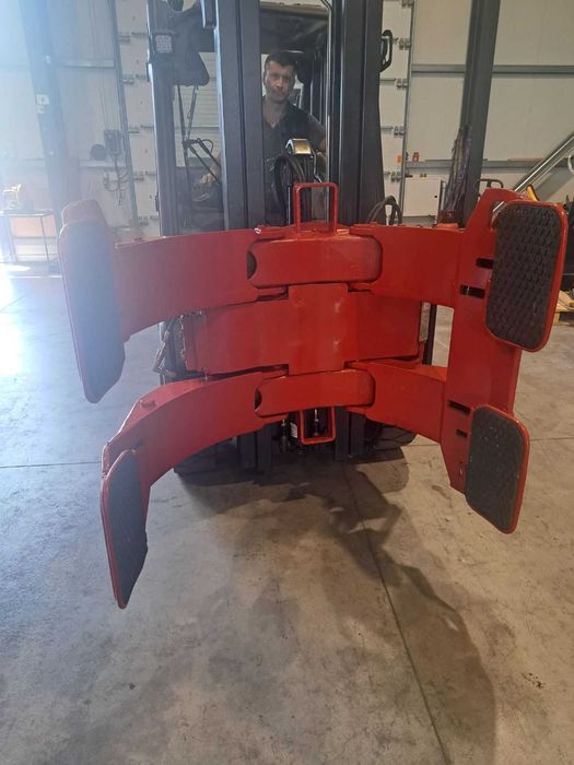 Bolzoni Auramo RA-300NJ – хидравлично захващане 3 000 кг, 180° въртене