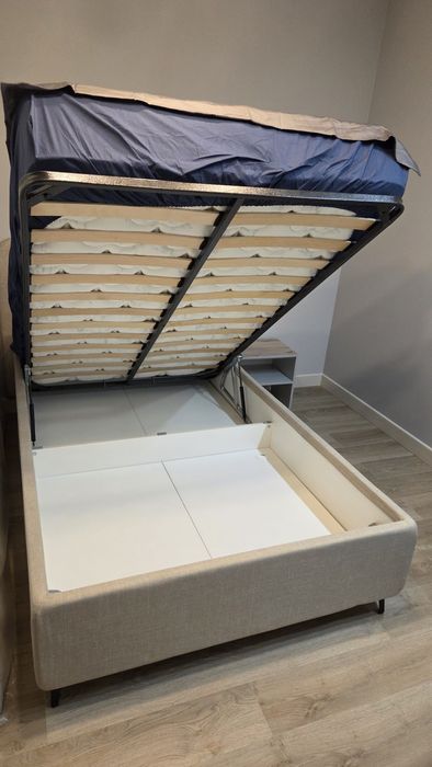 Продам кровать 1.5