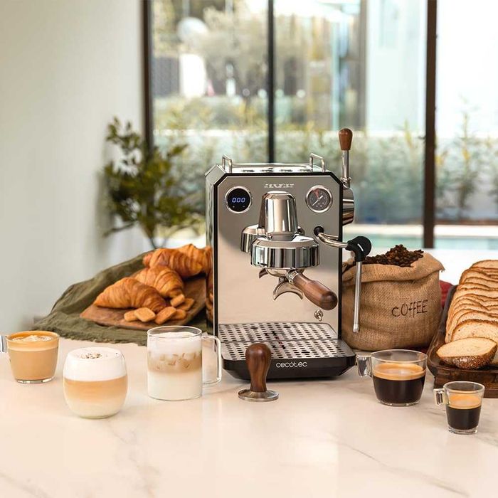 Cecotec Barista Baristeo Intima Еспресо машина Професионална машина за еспресо Barista, система за предварително запарване, помпа 15 бара, 1.7 л