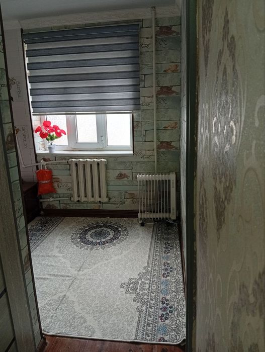 1 xonali kvartira sotiladi. Квартира продаётся.