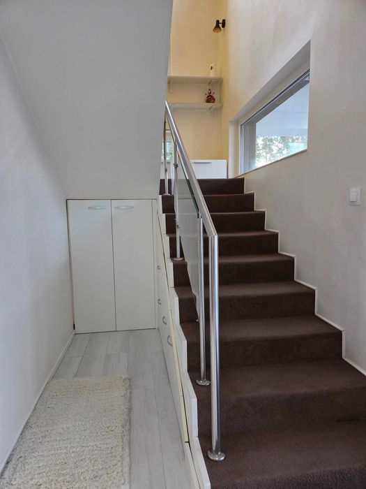 Casă P+1, Strada Paris, Tunari, de închiriat!