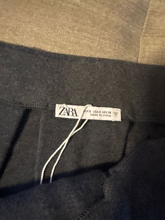 Дамска пола Zara