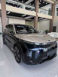 LIXIANG L9 LIVIS 10.500 boshlang'ich to'lov bilan
