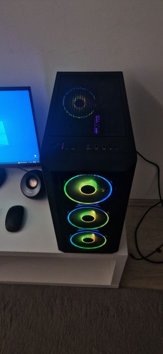 Carcasa \ unitate Calculator Gaming