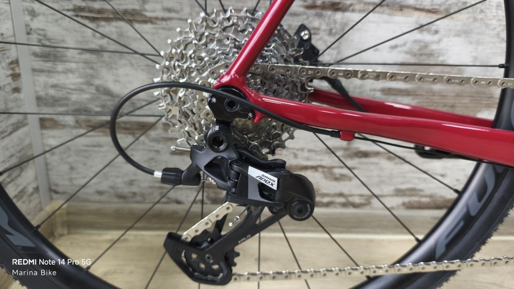 НОВ шосеен/Gravel велосипед Ridley Fenix SLA SRAM Rival/Apex XPLR Fulcrum Rapid Red 500 27.5 Tubeless | M